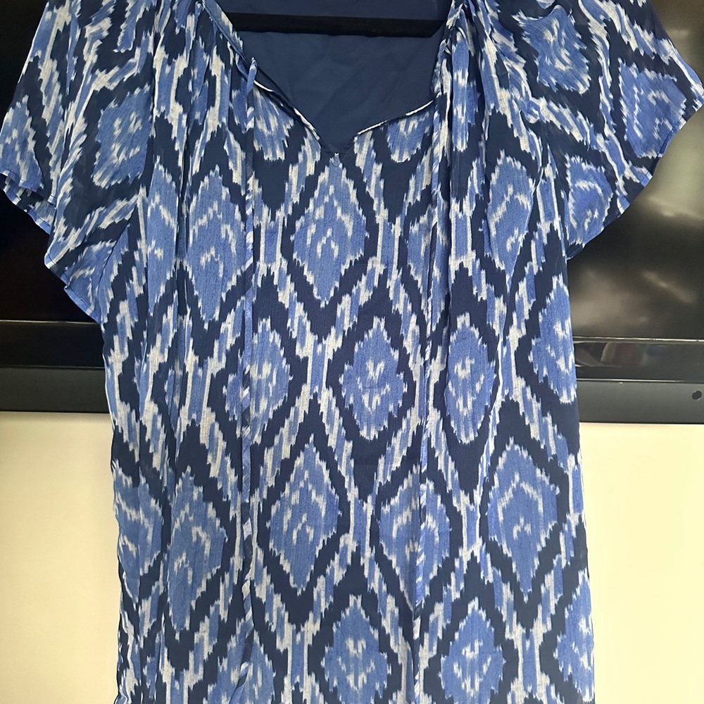 Talbots Blue and White Flutter Sleeve Blouse